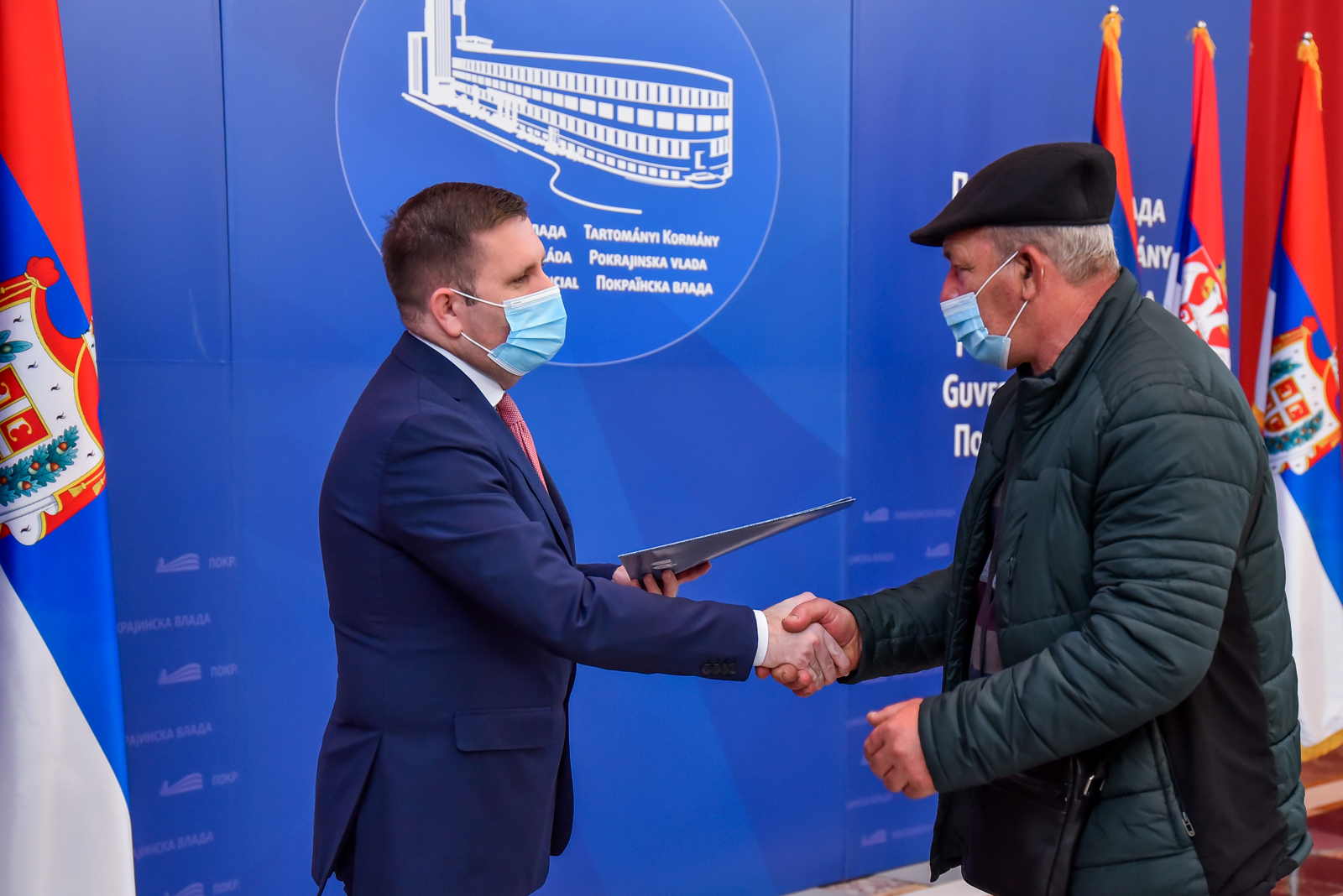 29042021- Bozic_dodela ugovora-01