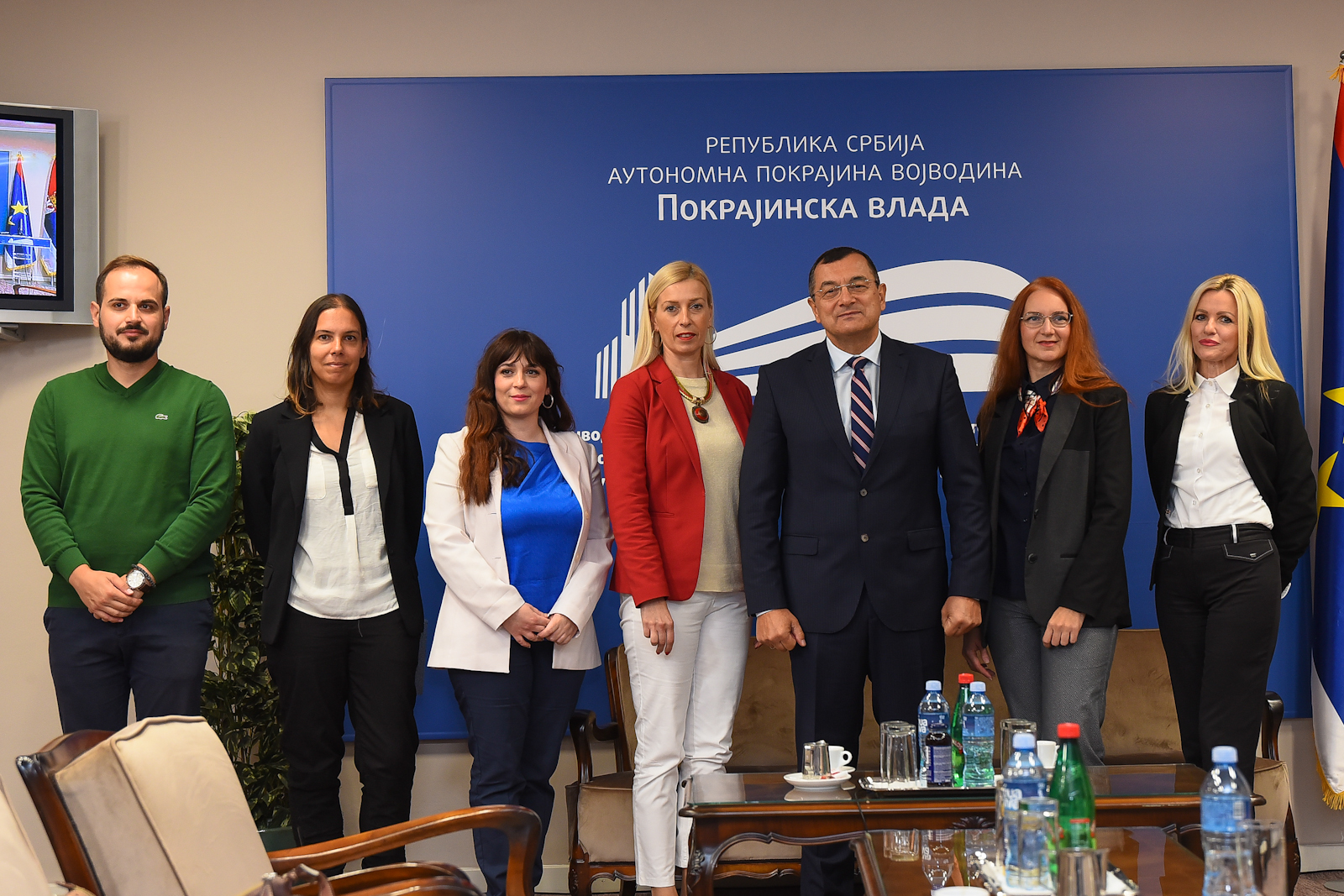 Секретар Милошевић уручио уговоре незапосленим докторима наука