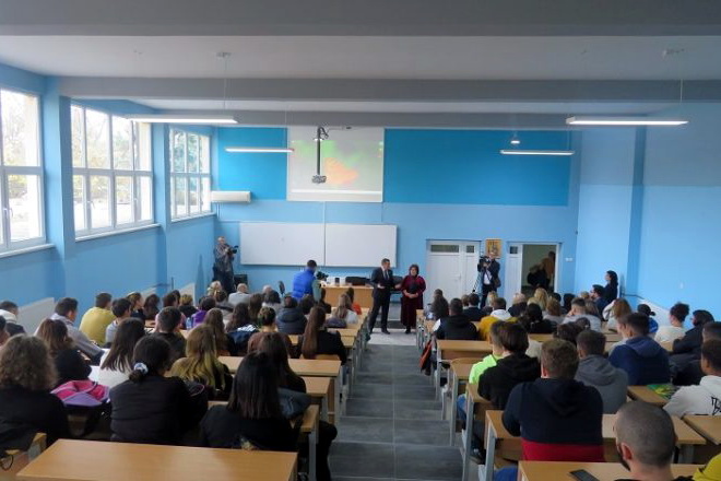 Висока школа струковних студија у Суботици добила савремени амфитеатар