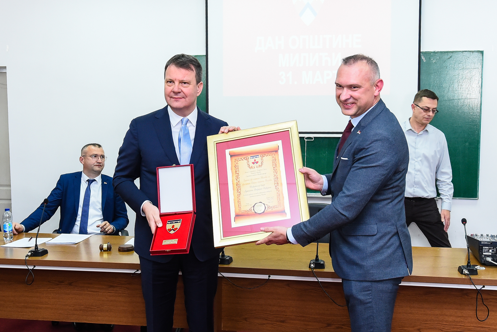 Мировић у Милићима:  Покрајинска влада наставиће да помаже развој Републике Српске