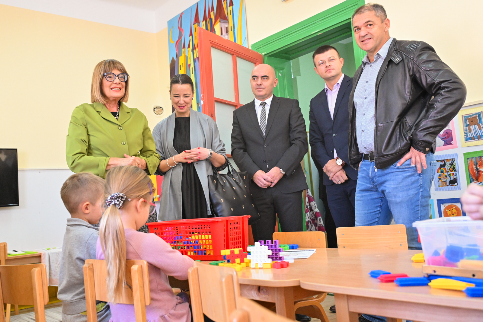 Председница Гојковић у Бачкој Паланци: Дневни боравак за децу са сметњама у развоју биће завршен до краја године