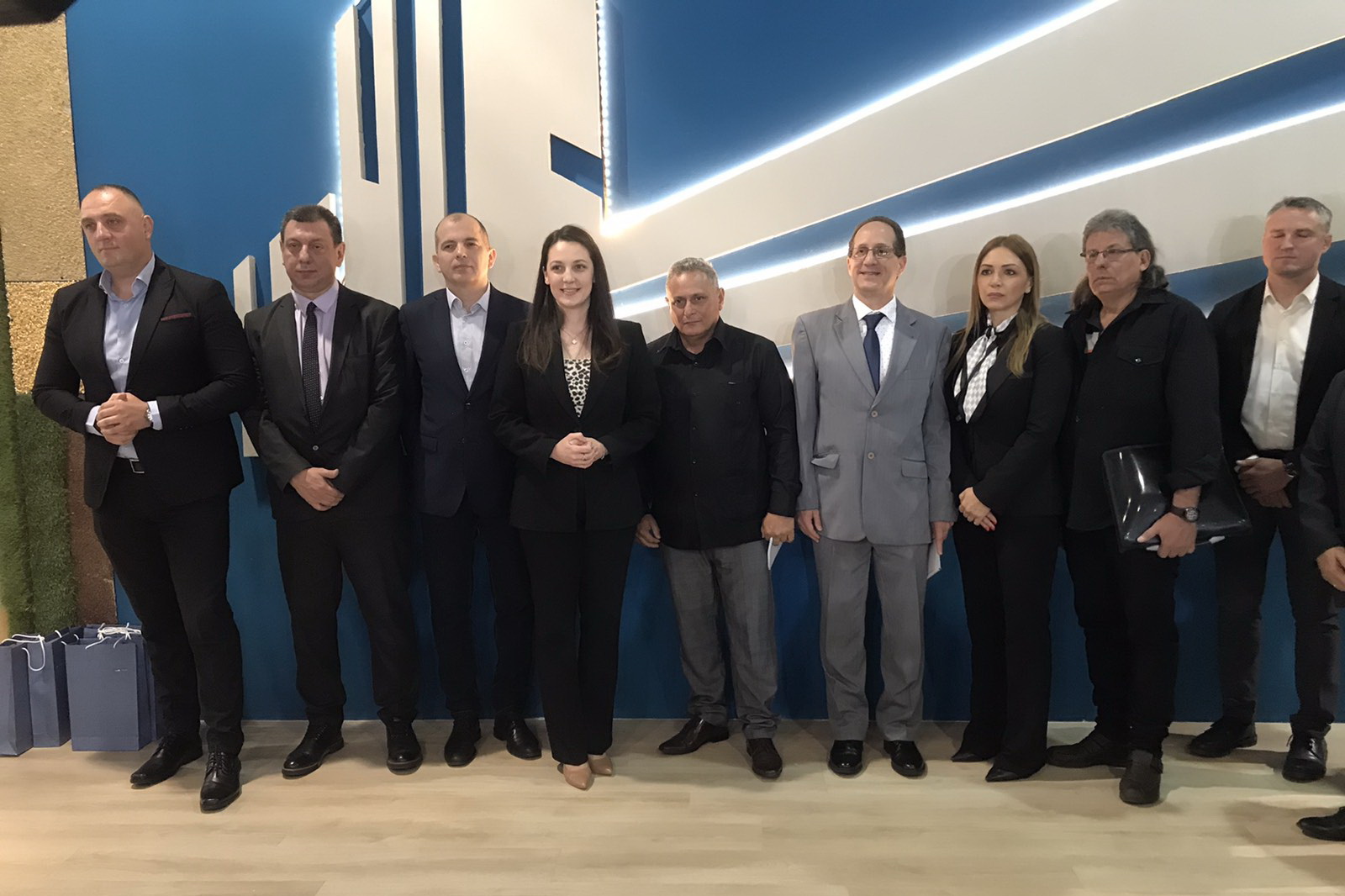 Делегација кубанске покрајине Артемиса посетила штанд Покрајинског секретаријата за пољопривреду, водопривреду и шумарство