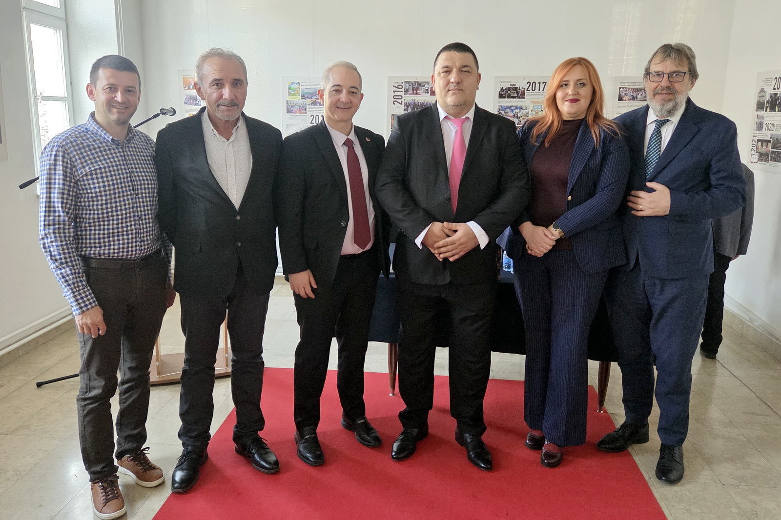 Потпредседник Жигманов на прослави 21 године Националног савета македонске националне мањине